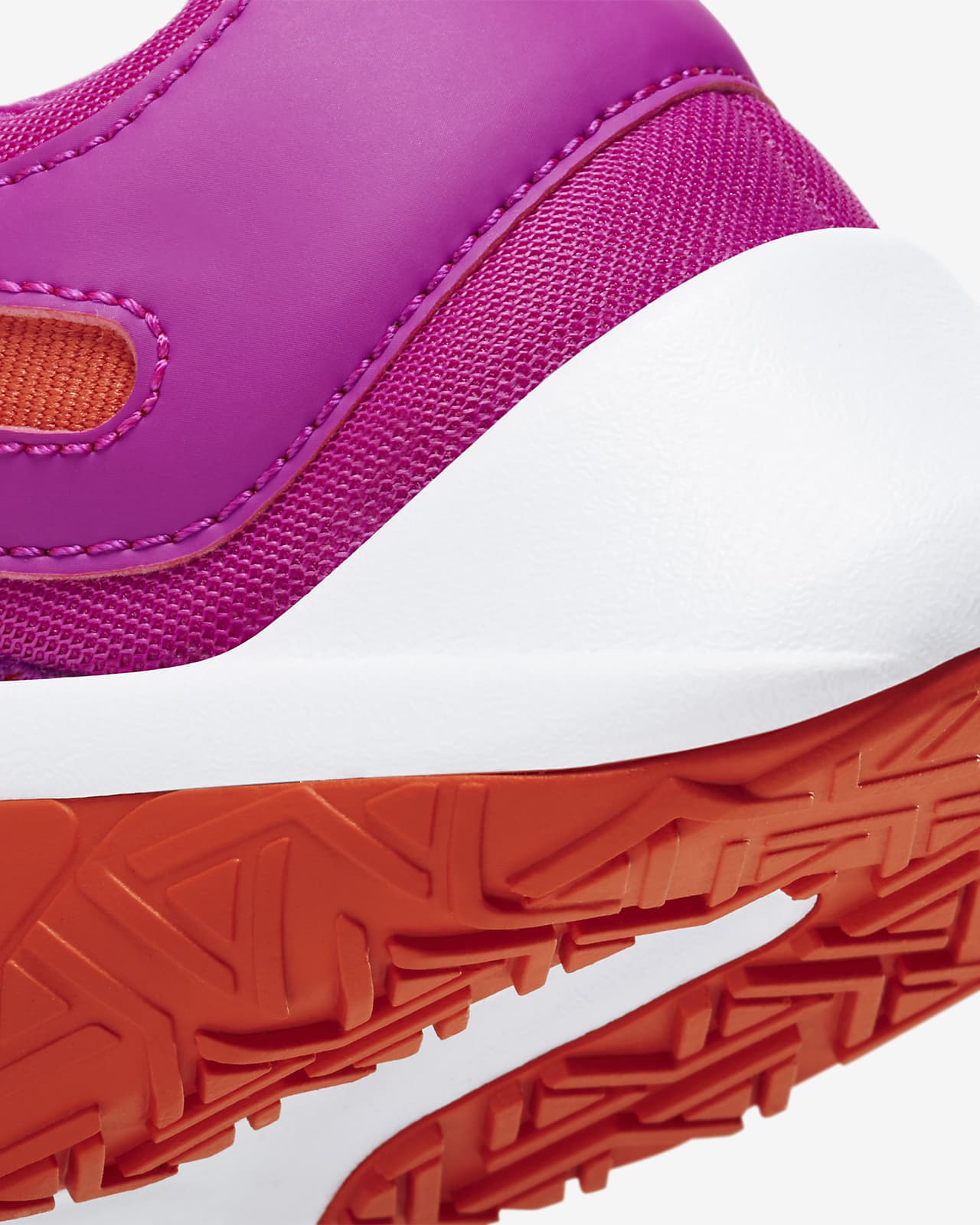 nike legend essential pink