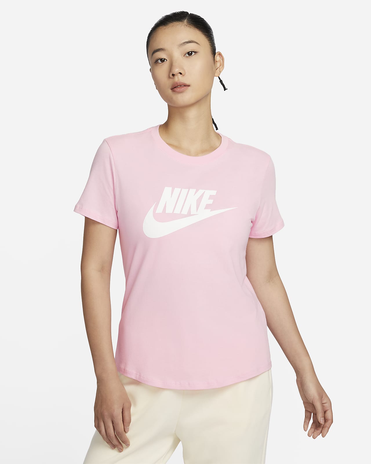 Nike Essentials Women's Logo T-Shirt. Nike ID