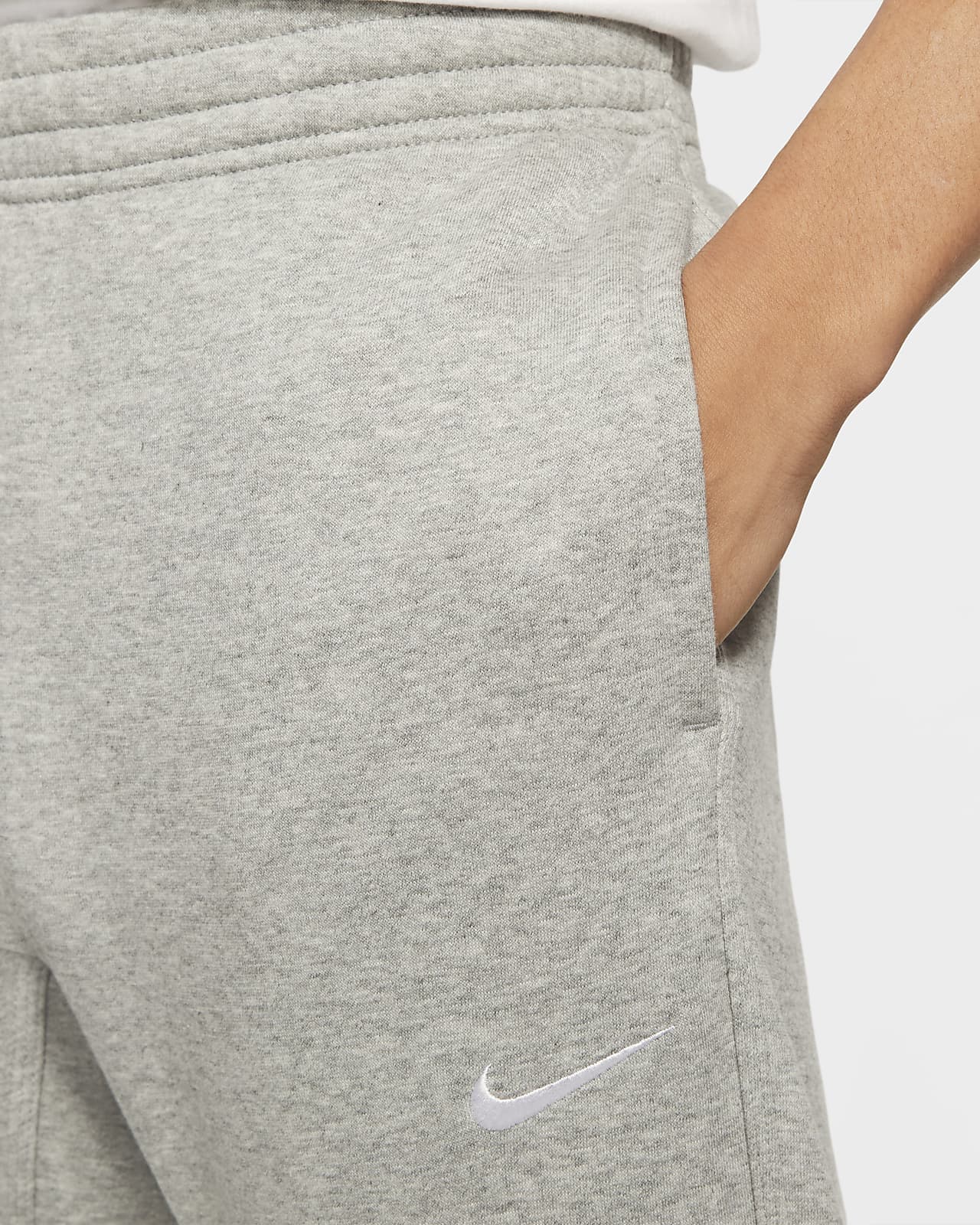 nike tapered fleece joggers