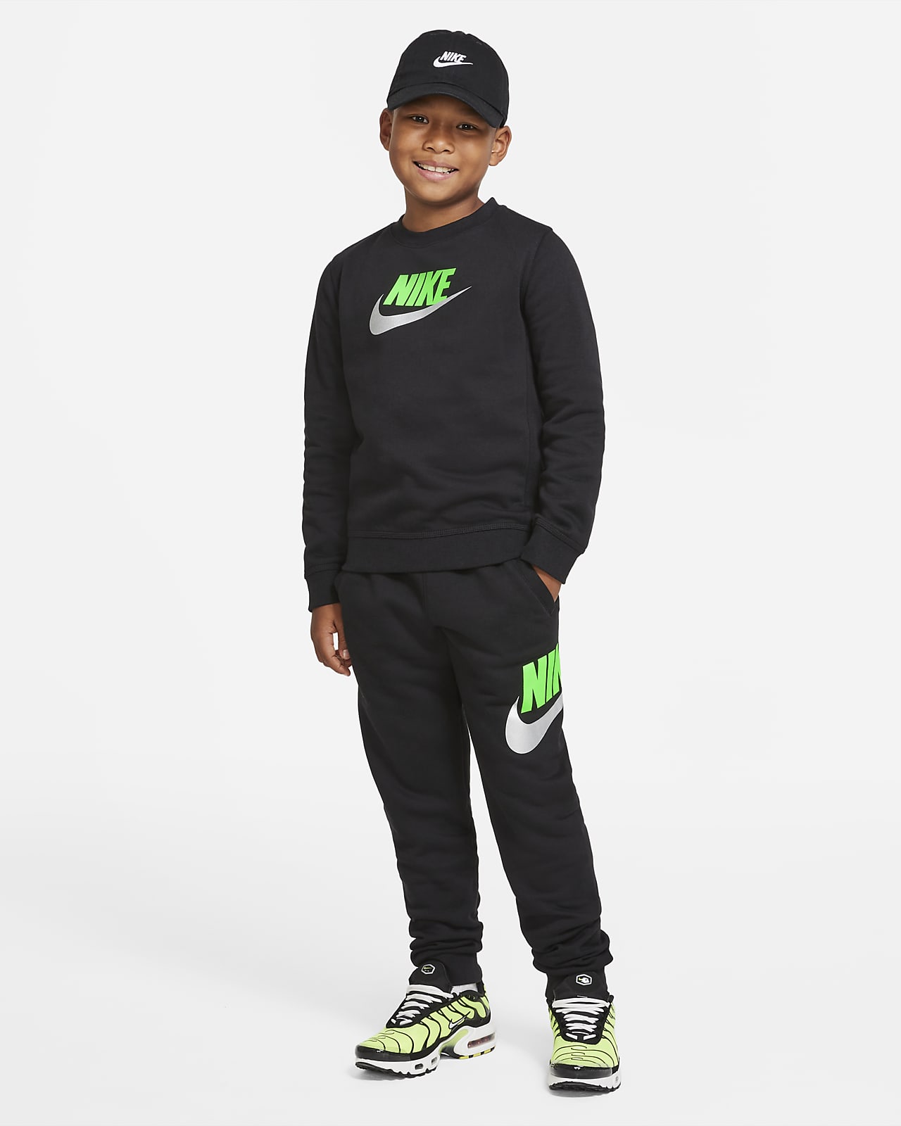 Nike公式 ナイキ スポーツウェア クラブ フリース ジュニア ボーイズ クルー オンラインストア 通販サイト