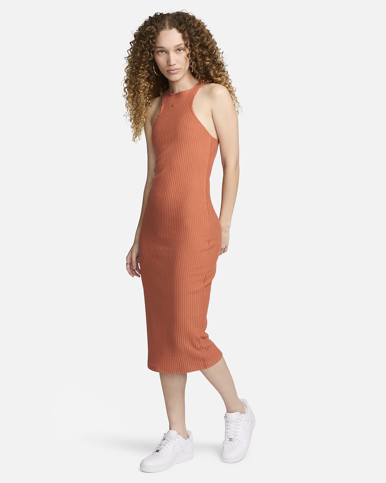 Damska dopasowana sukienka midi bez rękawów z prążkowanego materiału Nike Sportswear Chill Knit