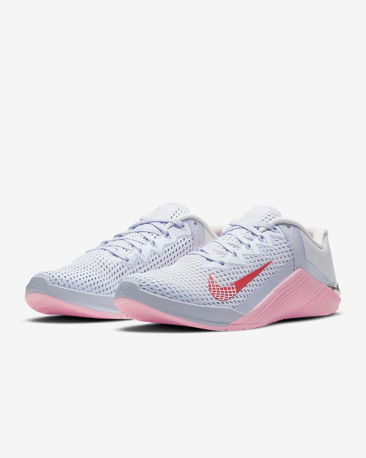 nike training metcon trainers in white and red