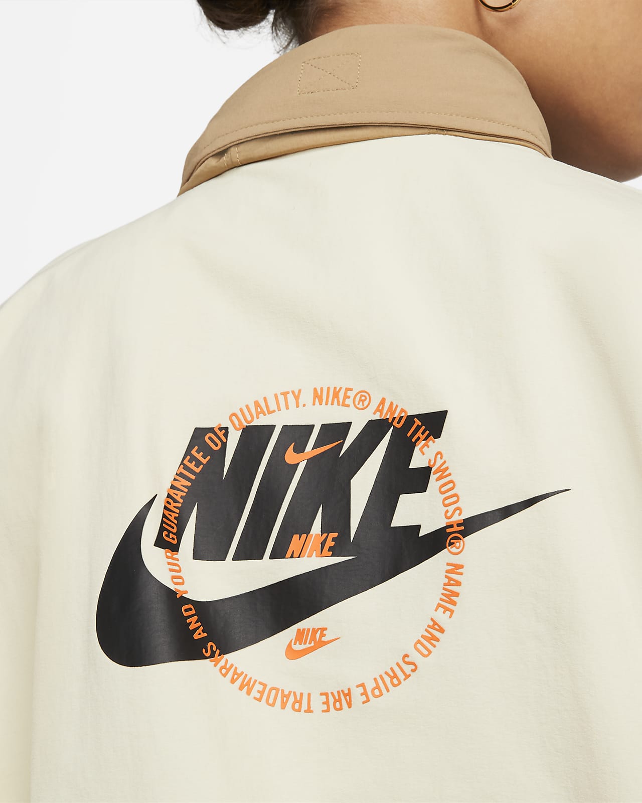 Nike Sportswear Revolution Women's Sports Utility 1/2Zip Jacket. Nike NL