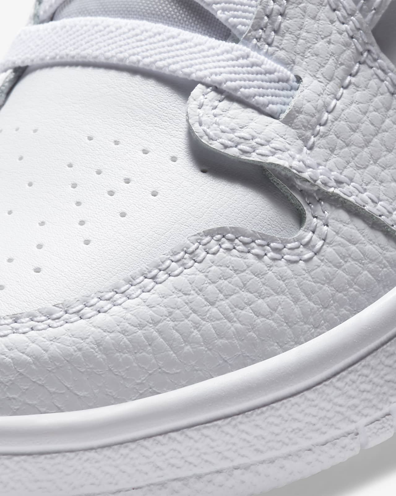 Calzado para niños talla pequeña Jordan 1 Low Alt. Nike MX