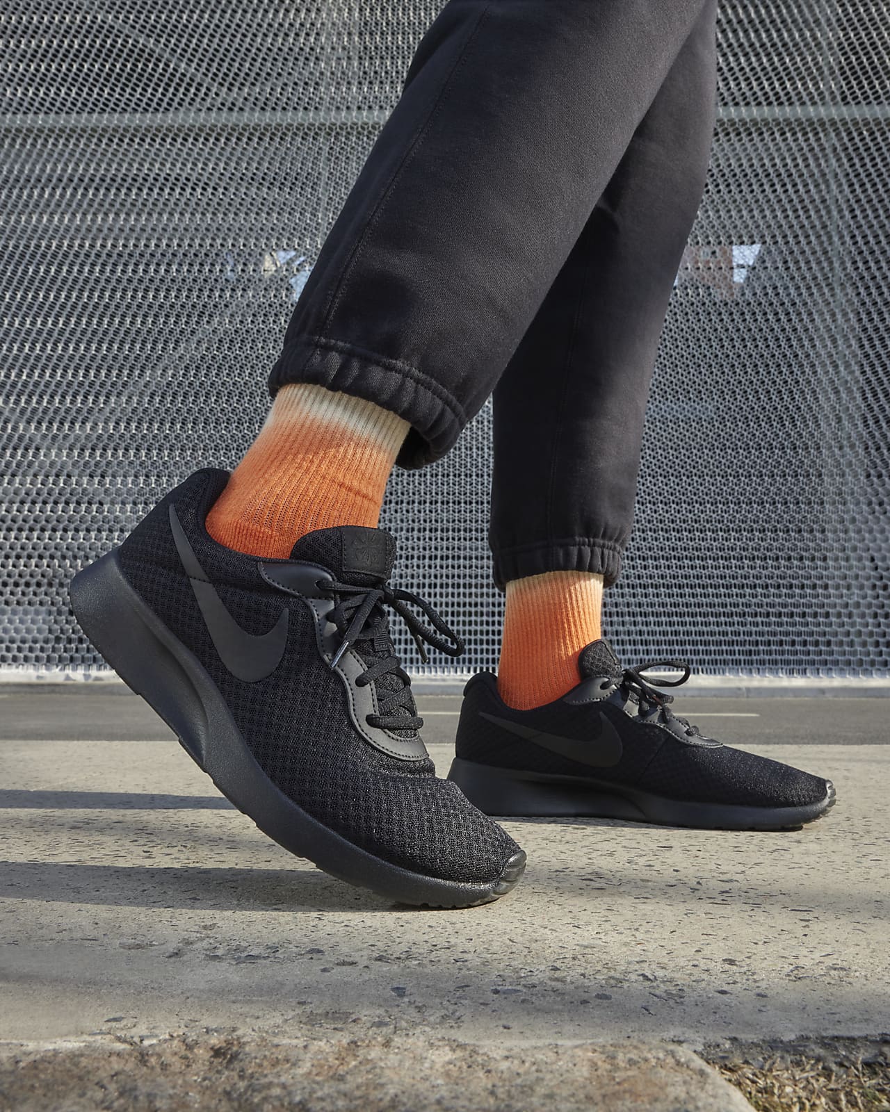 tanjun sneakers nike