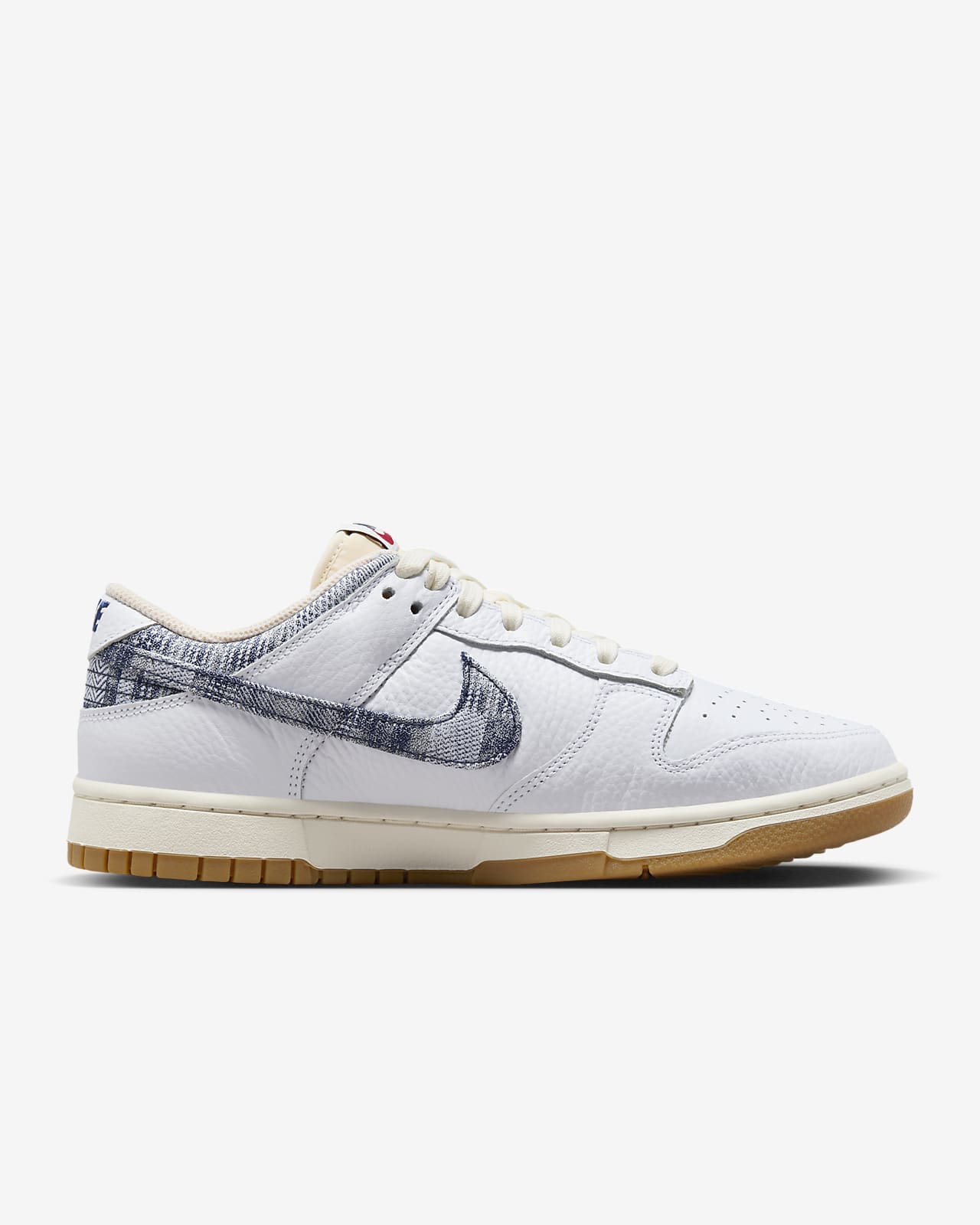 Nike Dunk Low Men's Shoes. Nike LU