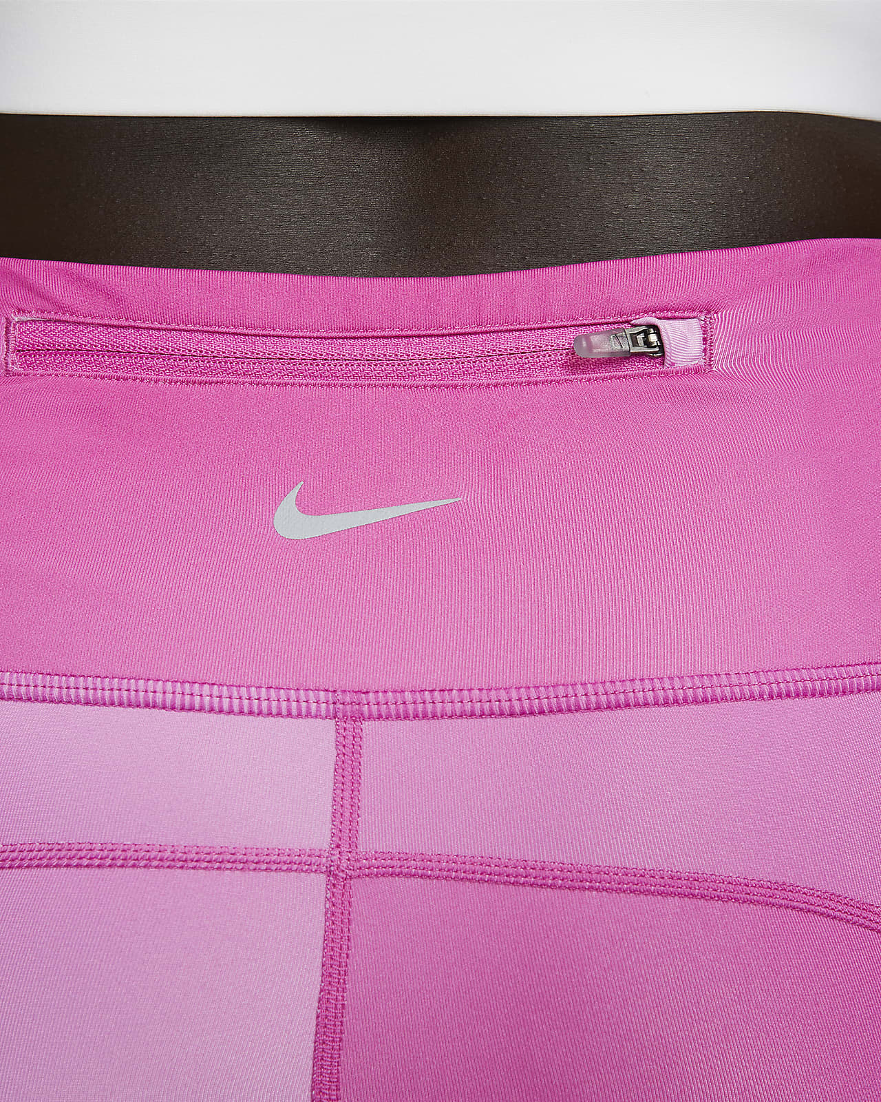 Nike Fast Women's Mid-Rise 7/8 Gradient-Dye Running Leggings with Pockets. Nike  CZ