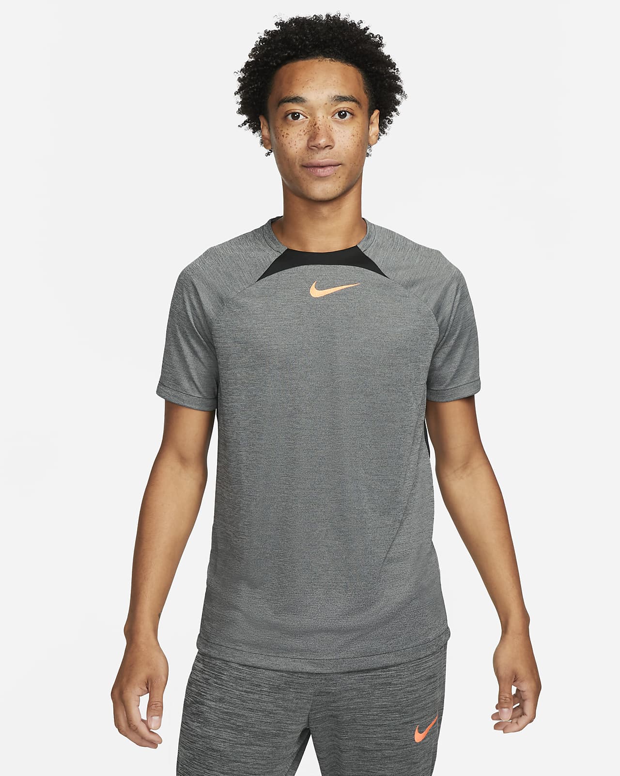 Camisola de futebol de manga curta Nike Dri-FIT Academy para homem