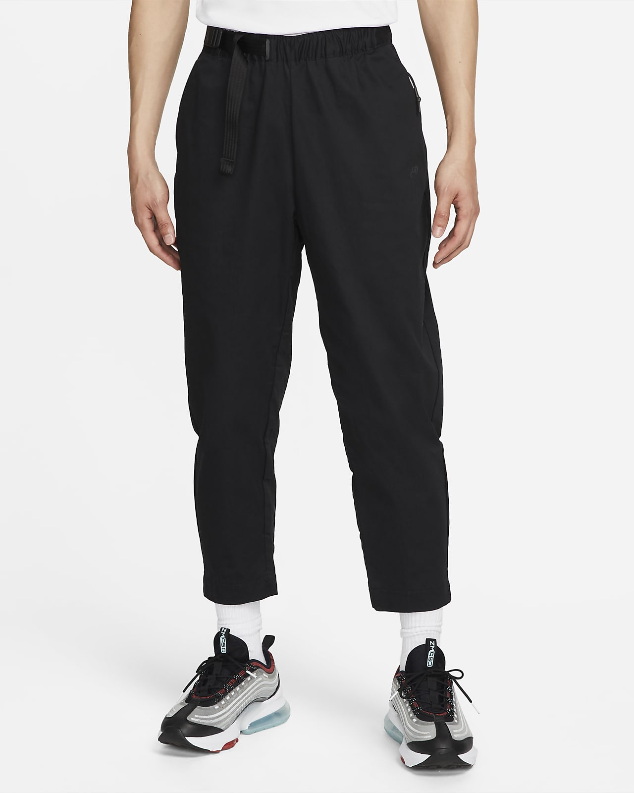 Pantaloni sneaker in tessuto senza fodera Nike Sportswear Tech Pack – Uomo.  Nike IT