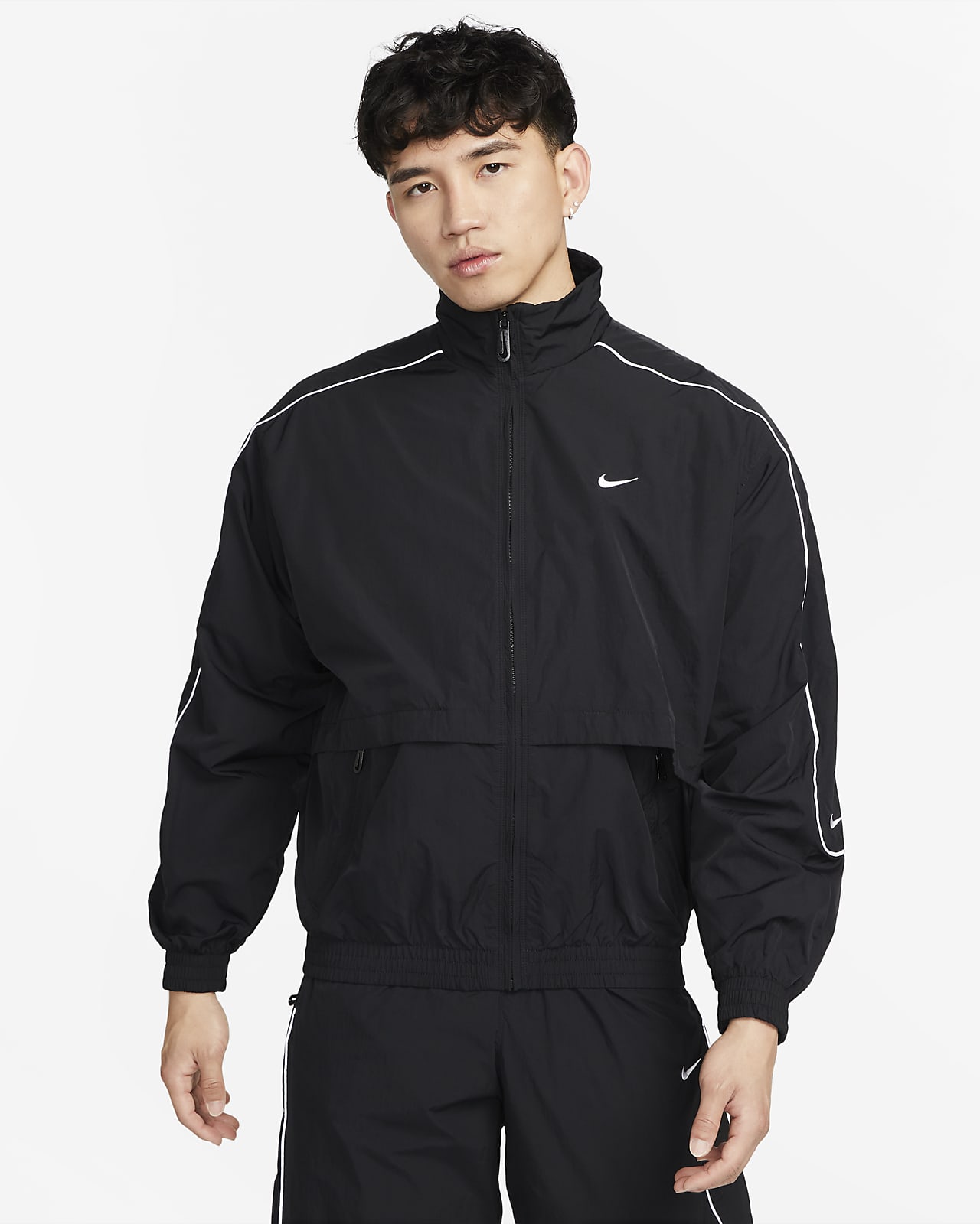 harpoen Aanzetten ontwikkelen Nike Sportswear Solo Swoosh Men's Woven Tracksuit Jacket. Nike ID