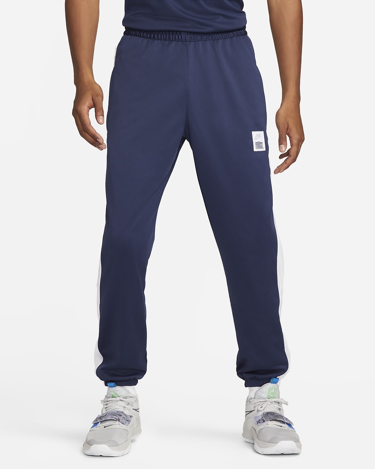 Nike Therma-FIT Starting 5 Men's Basketball Fleece Trousers. Nike NL
