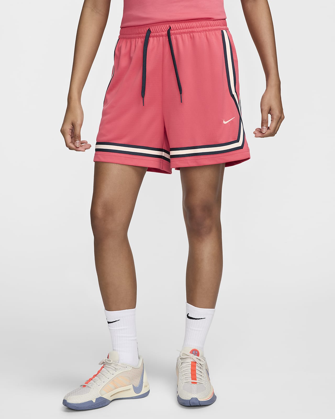 Shorts de básquetbol Dri-FIT de 13 cm para mujer Nike Crossover