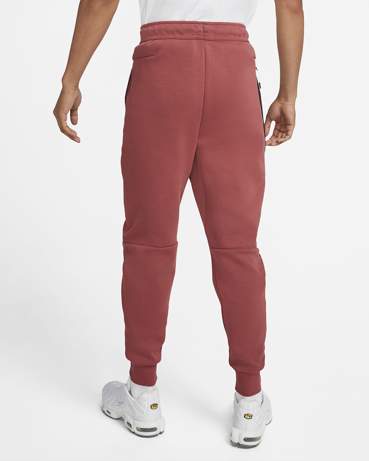 maroon joggers nike