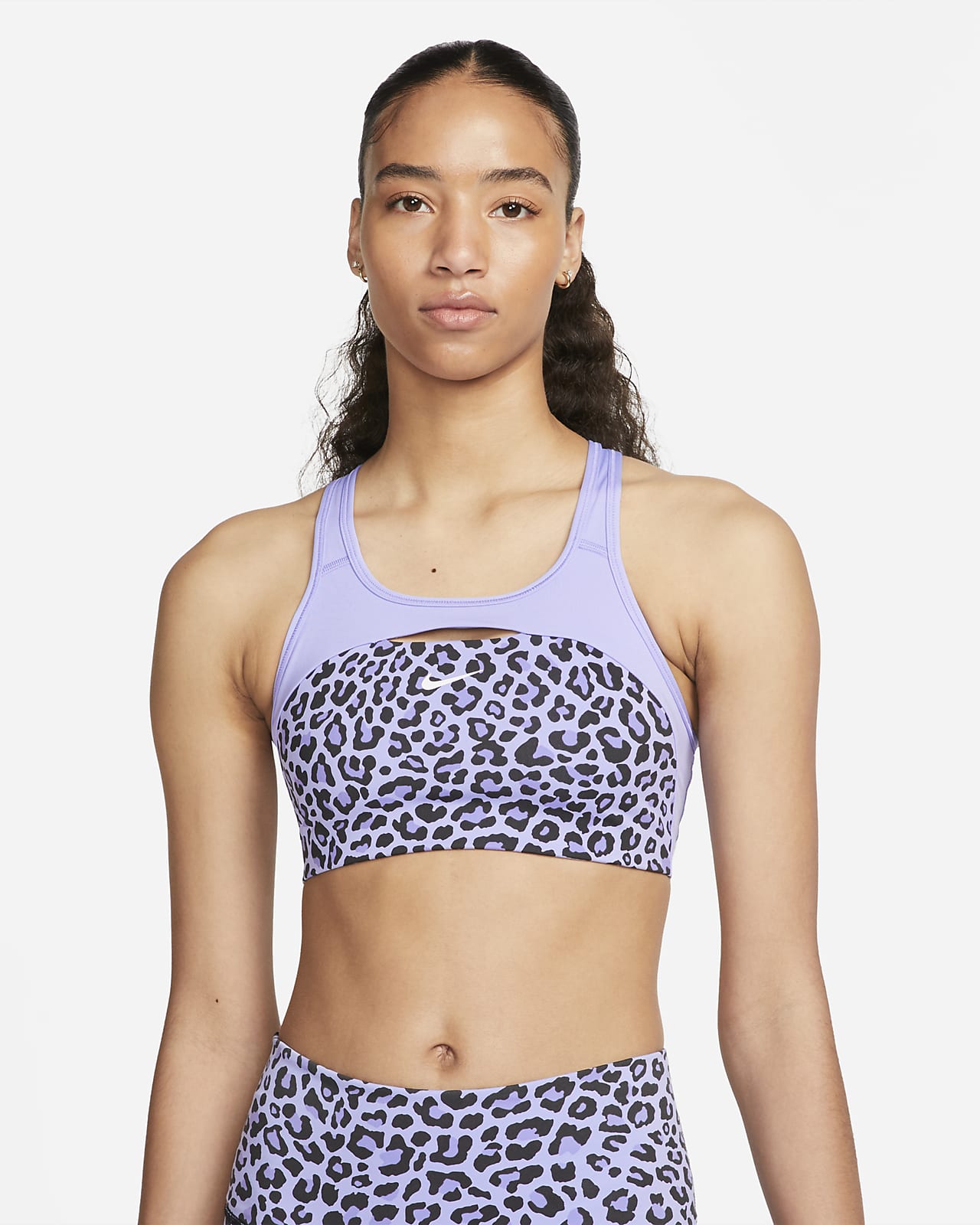 Nike Swoosh ungepolsterter Sport-BH mit Leoparden-Print und mittlerem Halt für Damen