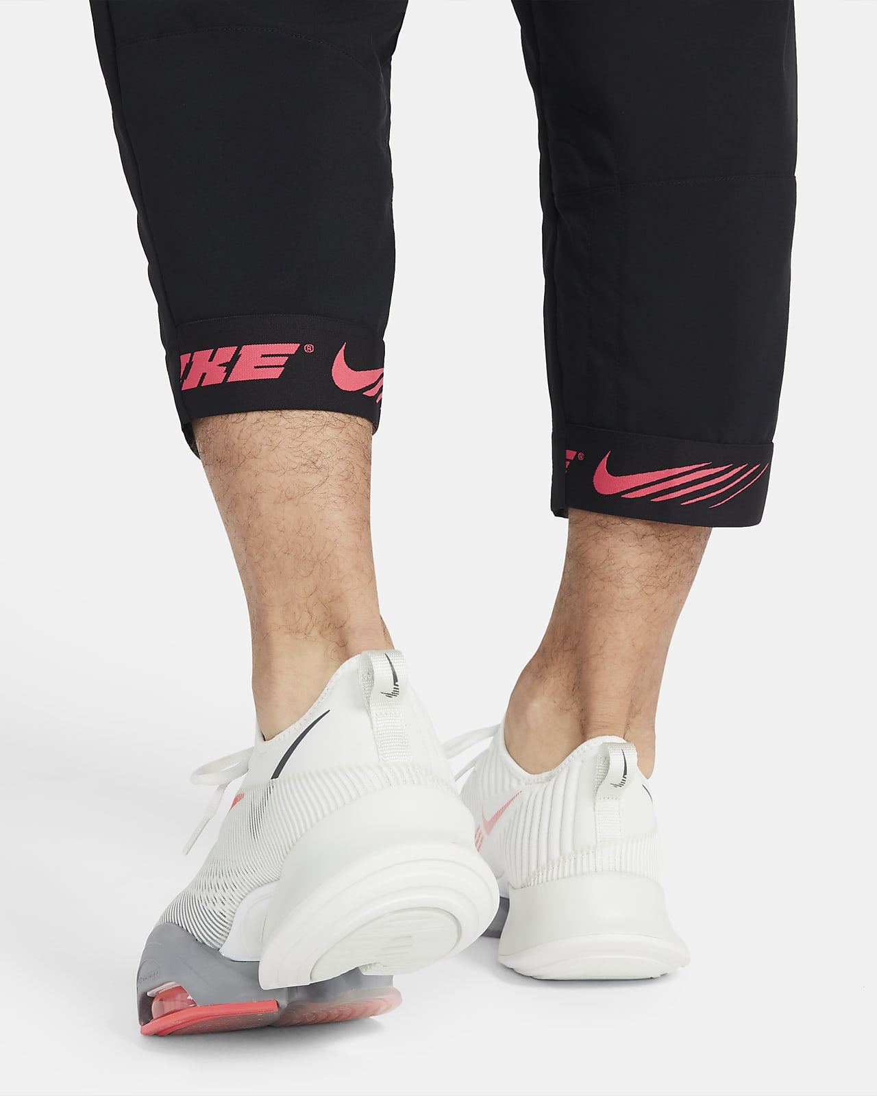 Pantalones de entrenamiento para hombre Nike Sport Clash. Nike MX