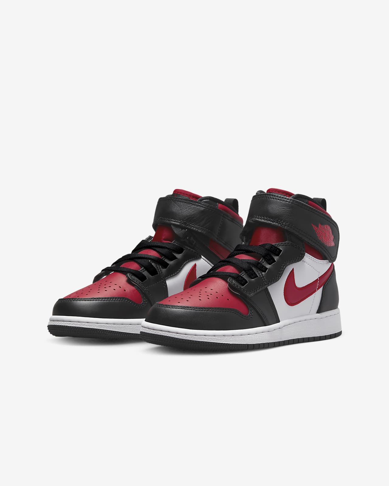 Air Jordan 1 Hi FlyEase Older Kids' Shoes. Nike BE
