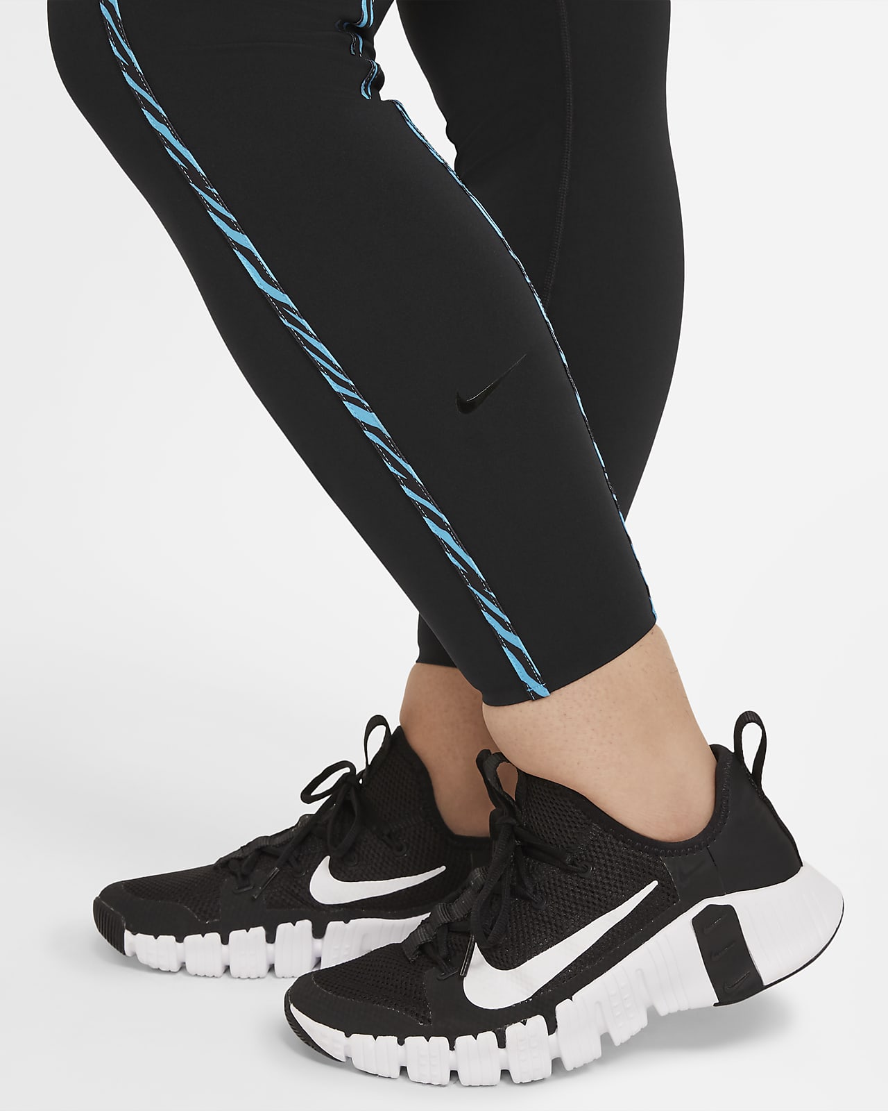 nike training icon clash one tight luxe leggings in black