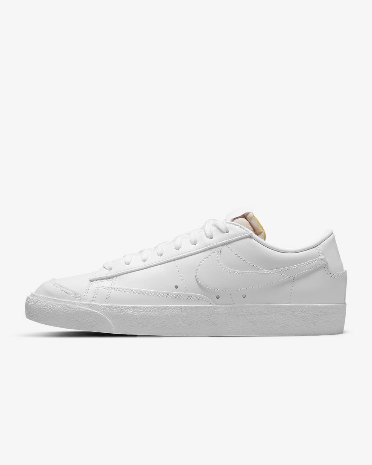 nike blazer low women's shoe