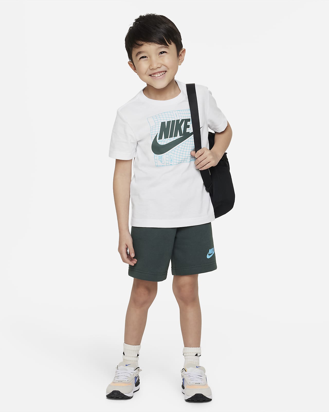 infantil de shorts Nike Sportswear Club. Nike.com