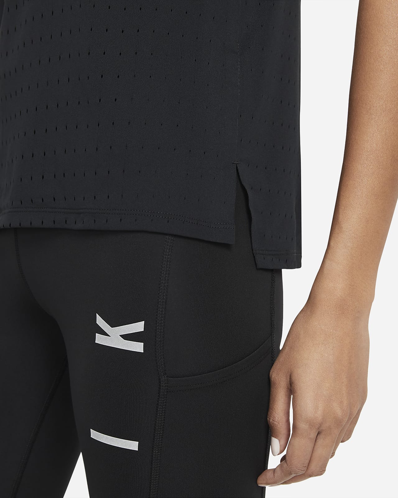 Nike AeroSwift Women's Running Singlet. Nike SA