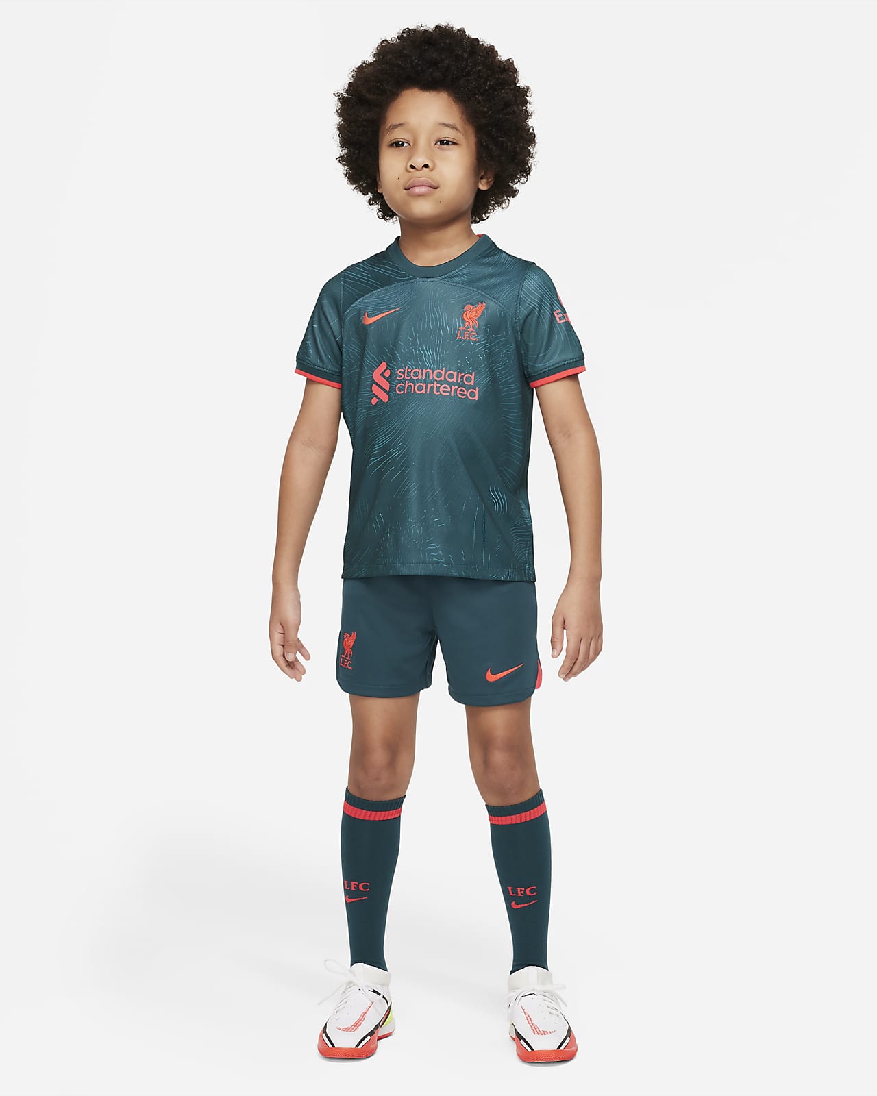 indendørs Sanctuary ledsager Liverpool FC 2022/23 Third Nike Football-sæt til mindre børn. Nike DK