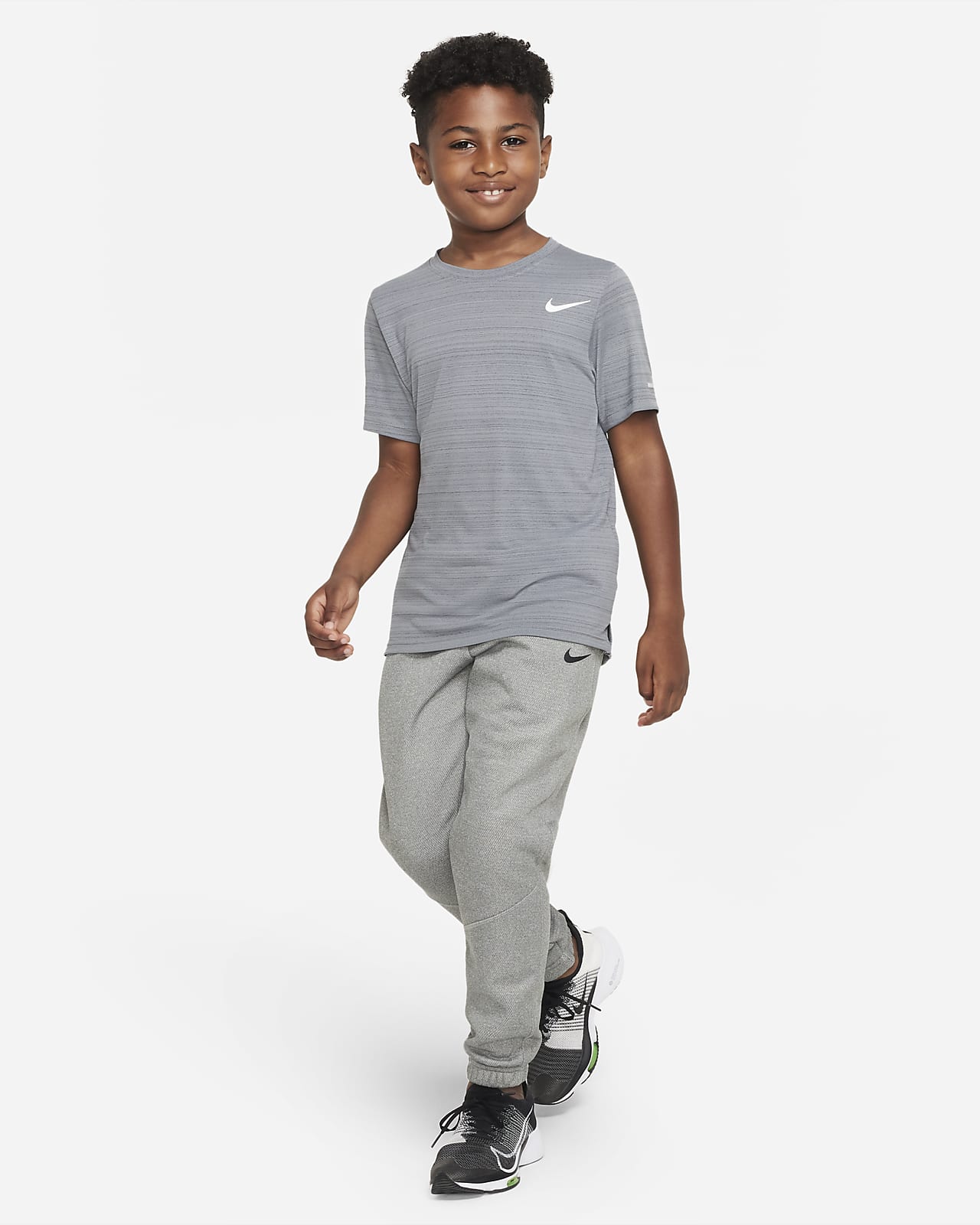 Nike Therma-FIT Older Kids' (Boys') Winterized Trousers. Nike AU