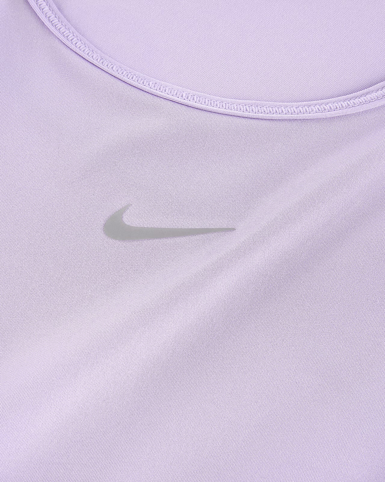 Nike Dri-FIT One Luxe Women's Twist Cropped Short-Sleeve Top. Nike CA