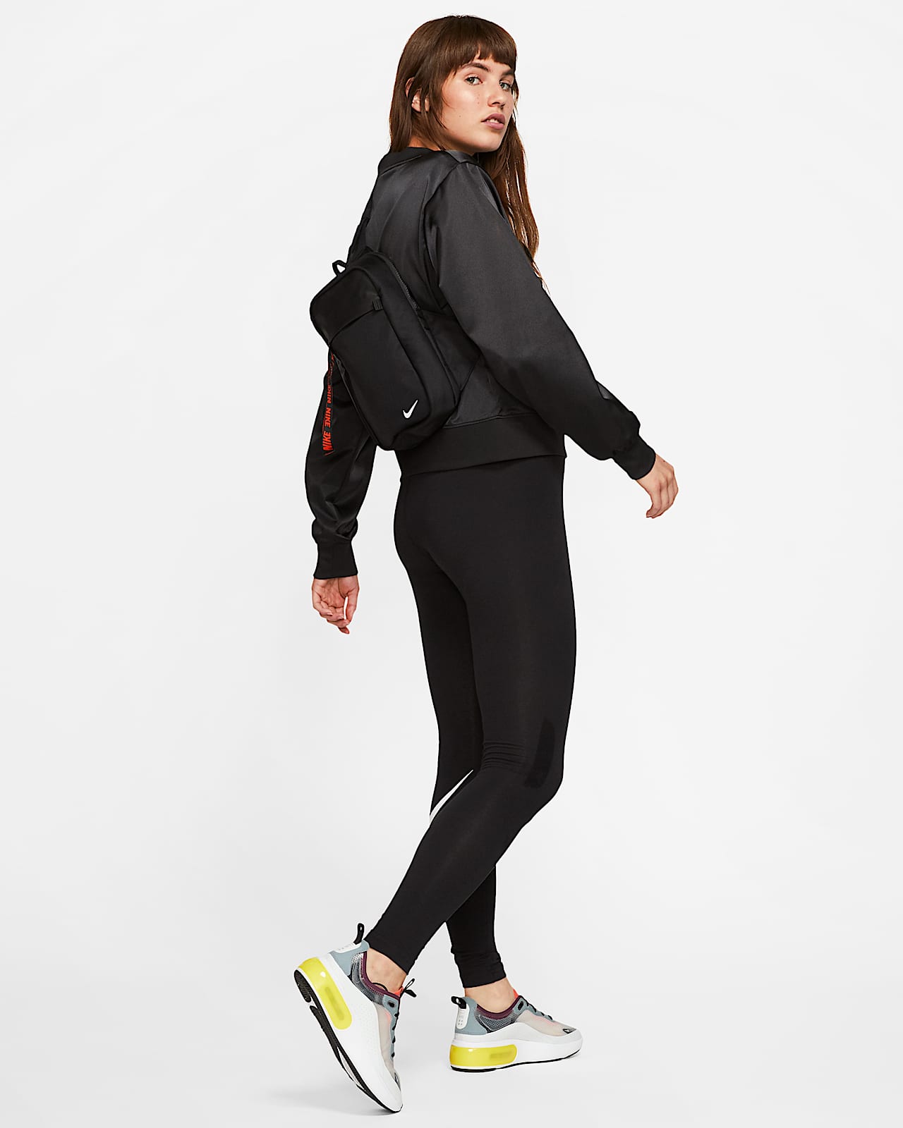 Nike Sportswear Essentials Hip Pack Nike Sportswear Essentials Hip Pack