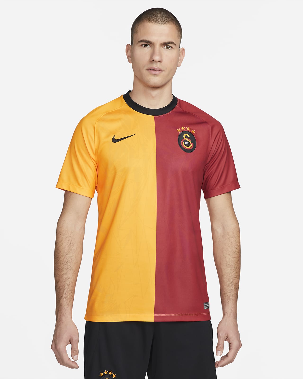 Galatasaray 2022/23 Home Men's Nike Dri-FIT Short-Sleeve Football Top