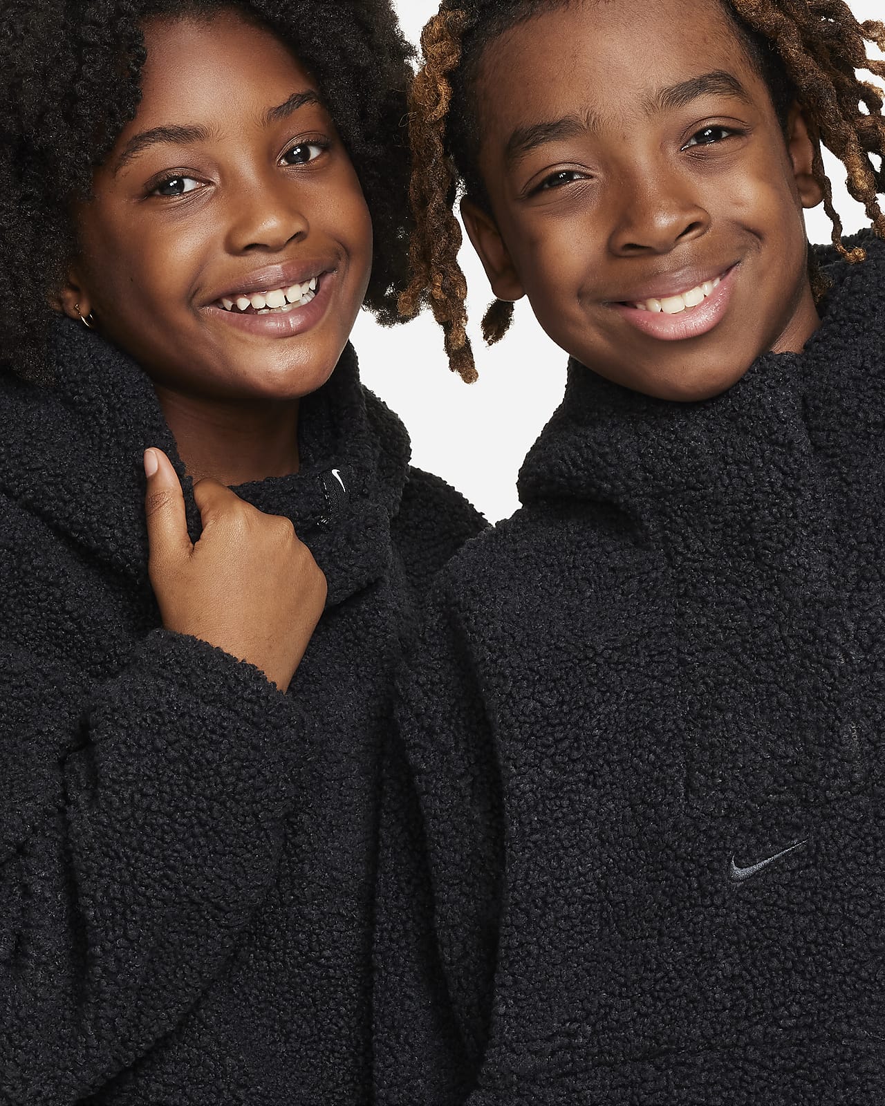 Nike High-Pile Fleece Older Kids' (Girls') Therma-FIT Training Jacket. Nike  CA