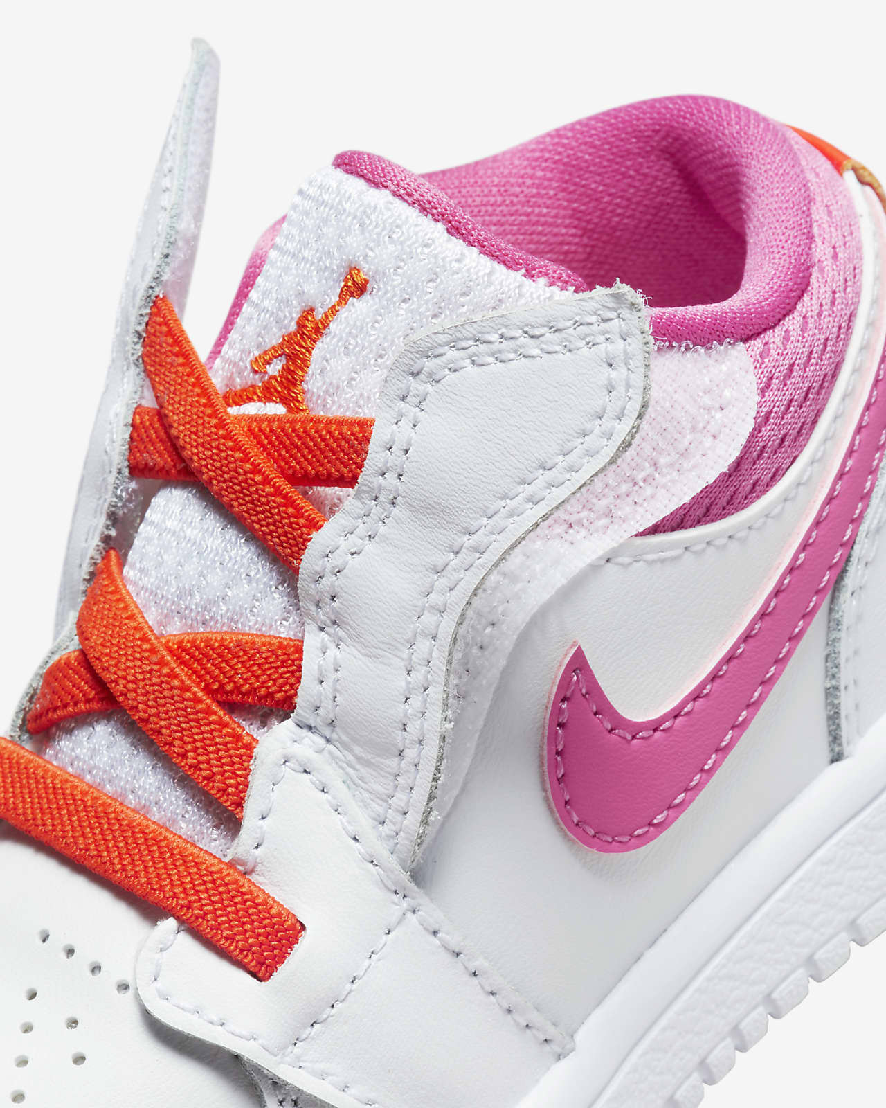 white nike infant