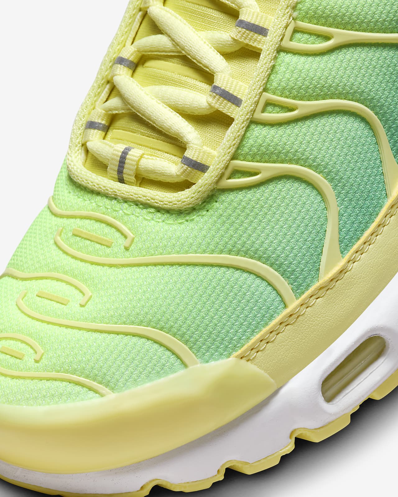 Green Shoes. Nike UK
