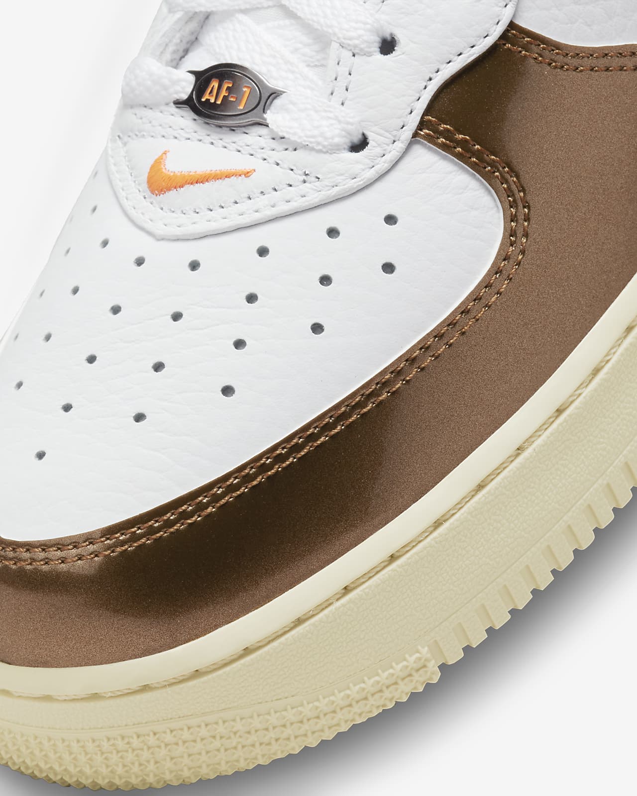 Nike Air Force Mid QS Men's Shoes.
