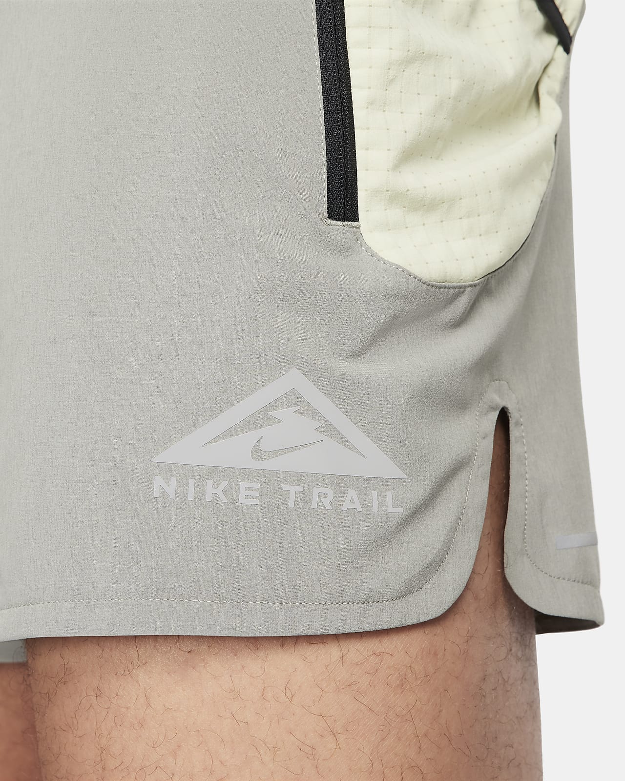Nike Trail Second Sunrise Men's Dri-FIT 5 Brief-Lined Running Shorts