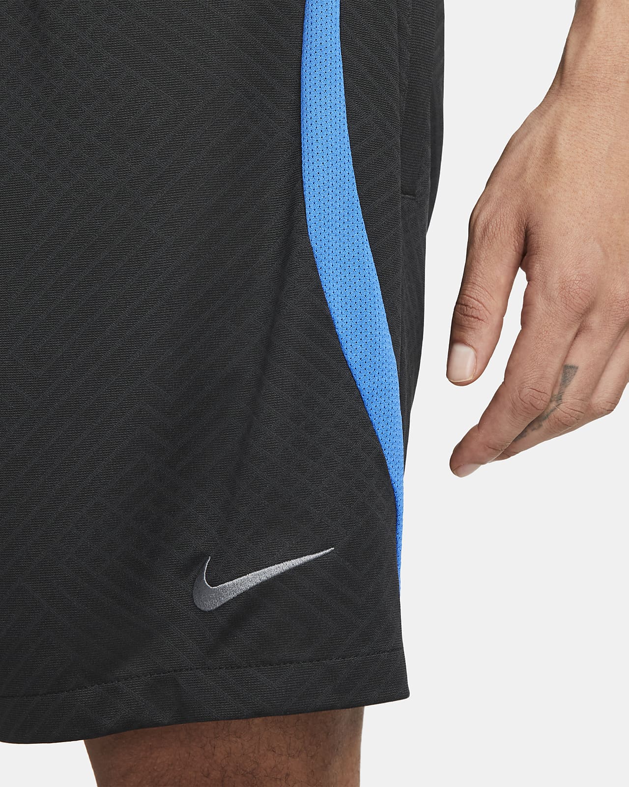 Barcelona Strike Nike Dri-FIT Knit Shorts. Nike.com