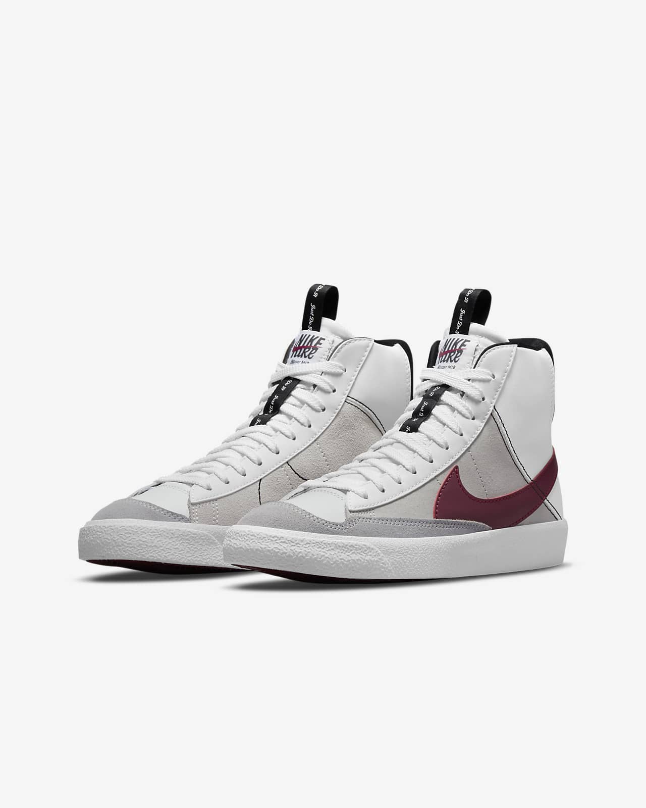 nike blazer mid se