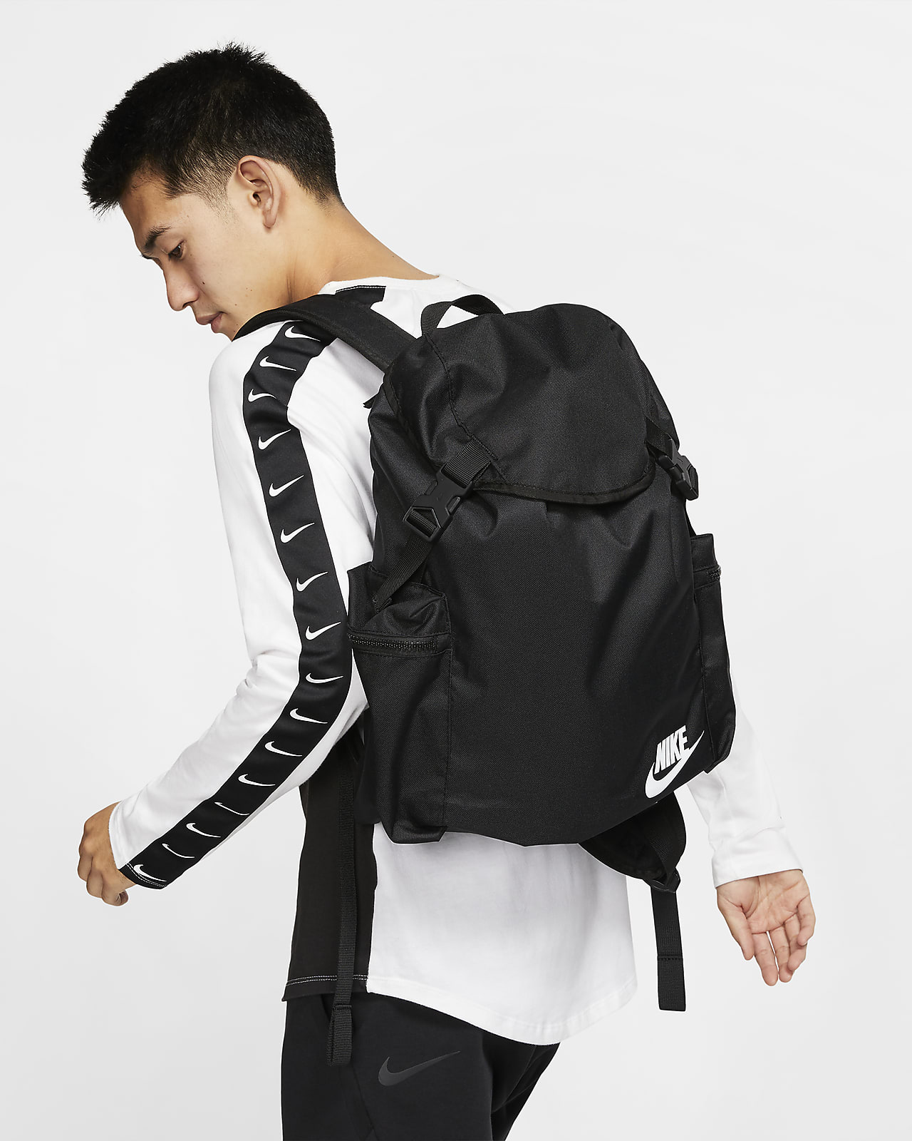 nike heritage backpack in black