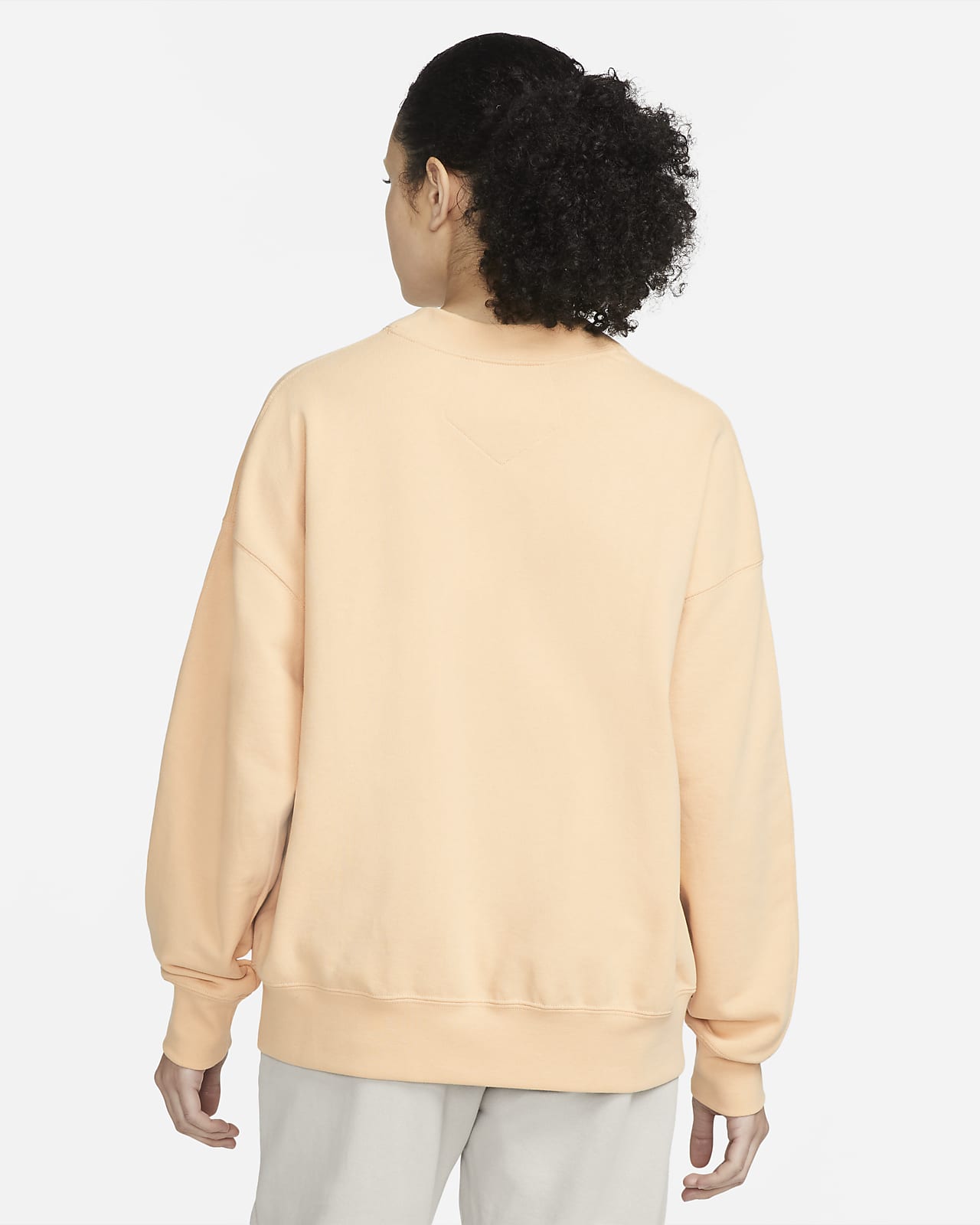 Jordan Essentials Women's Fleece Crew Sweatshirt. Nike IE