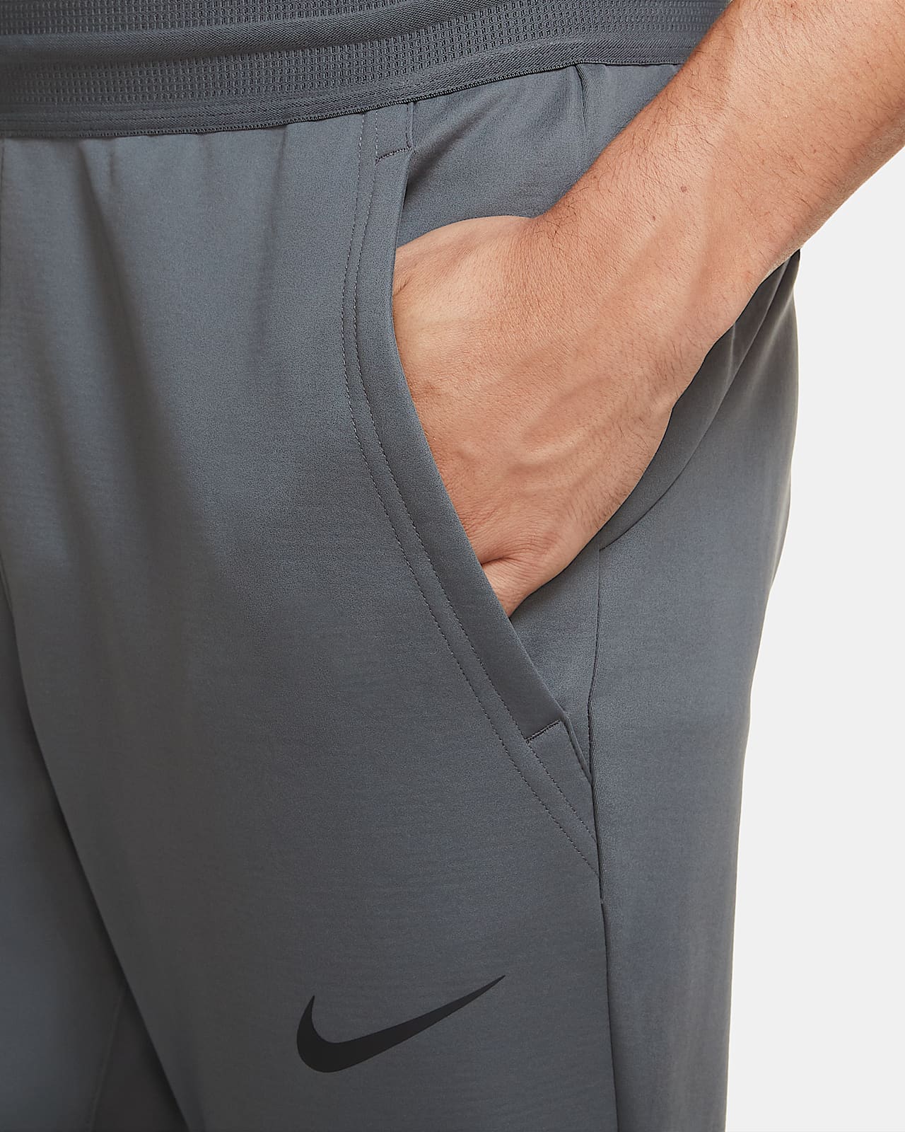 Nike公式 ナイキ サーマ メンズ トレーニングパンツ オンラインストア 通販サイト
