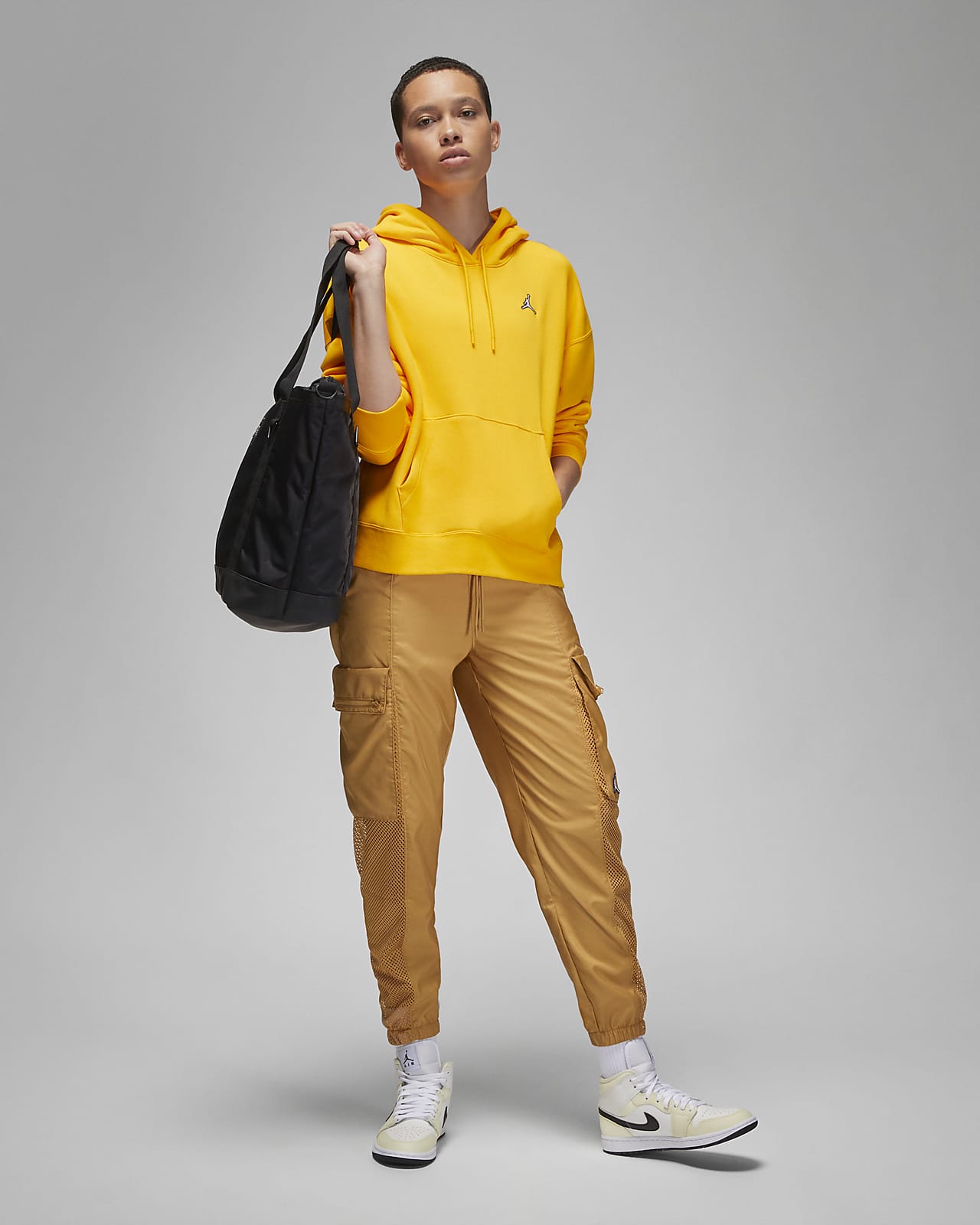 Jordan Brooklyn Women's Fleece Pullover Hoodie. Nike DK