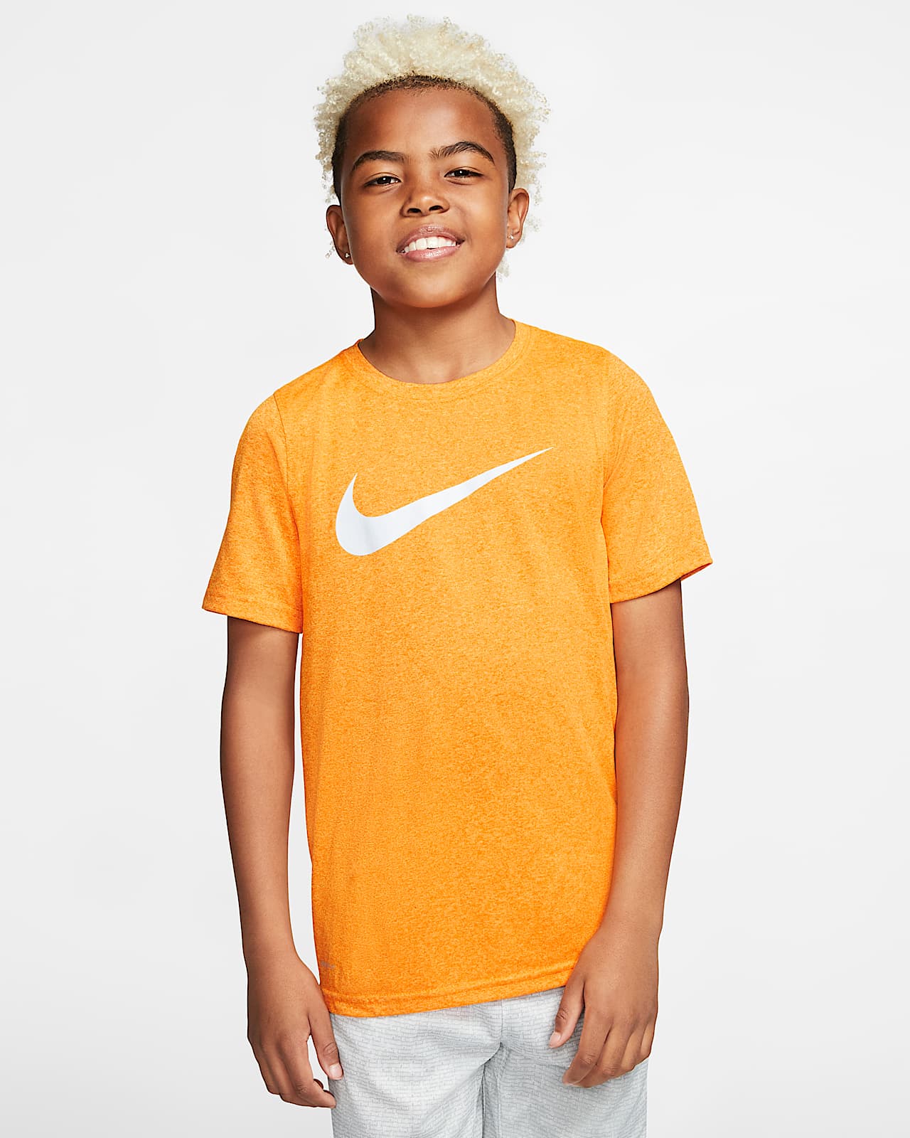 kids orange nike shirt