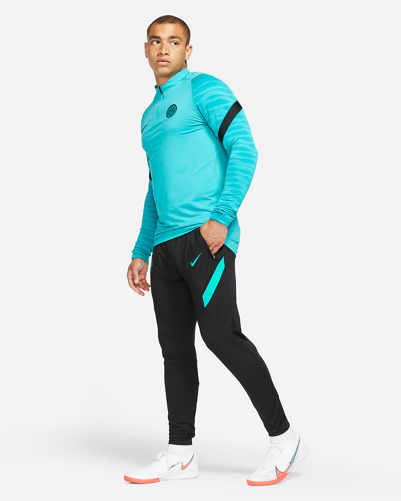 Pantaloni da calcio Nike Dri-FIT Inter Strike - Uomo. Nike IT