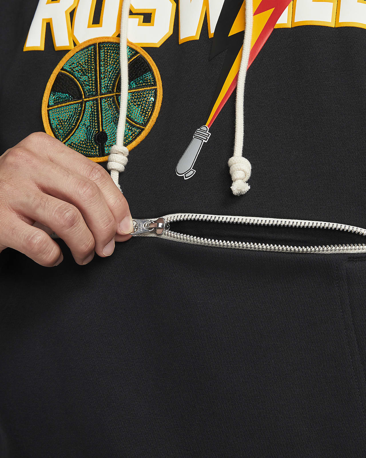 nike dri fit basketball hoodie