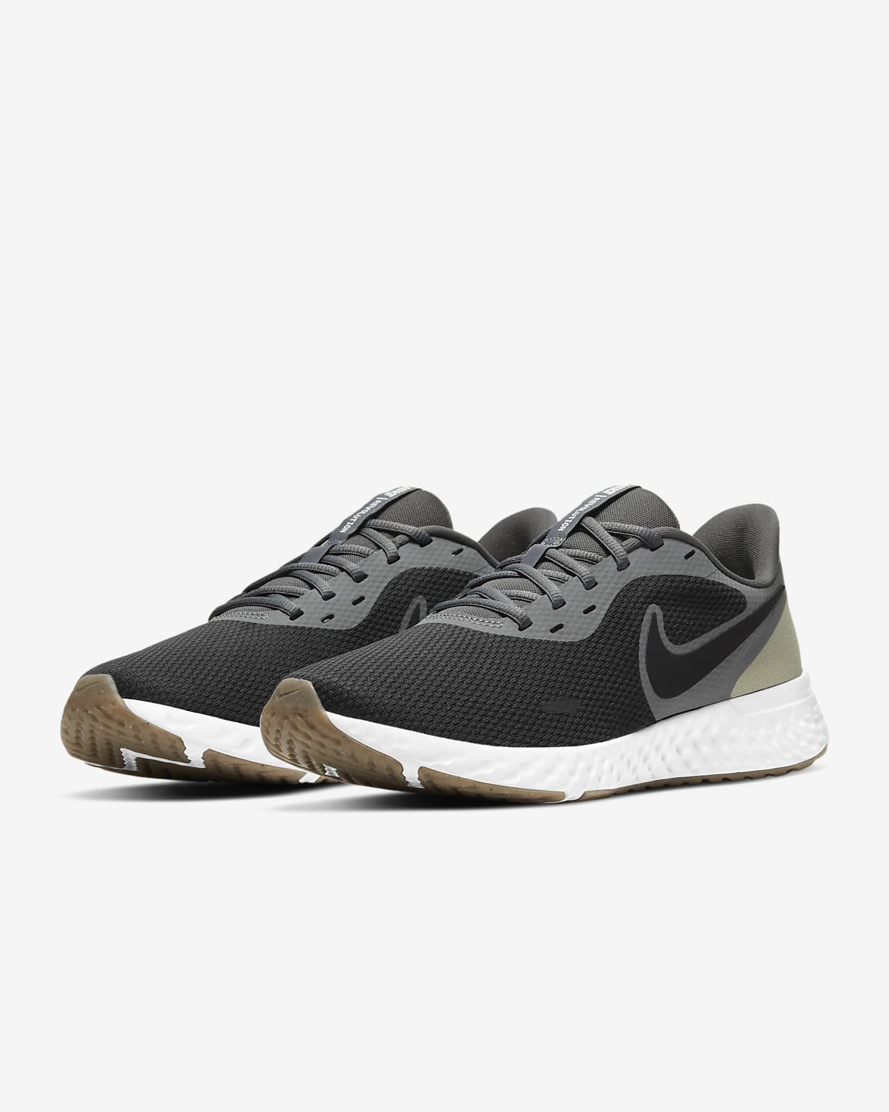 nike revolution mens trainers