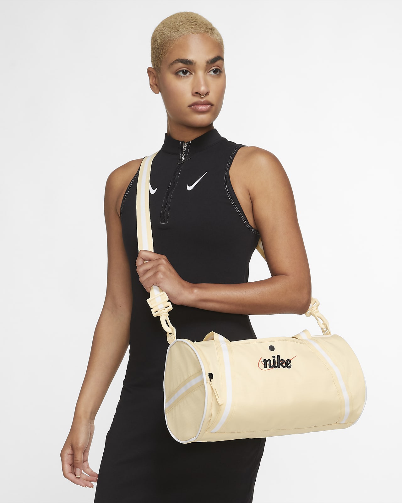 Nike Heritage Retro Duffel Bag (13L). Nike LU
