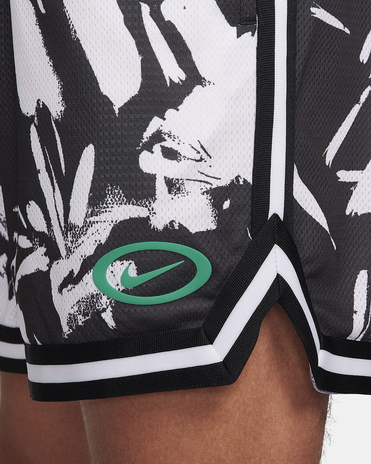 Nike Basketball Dna Camo Shorts in Green for Men