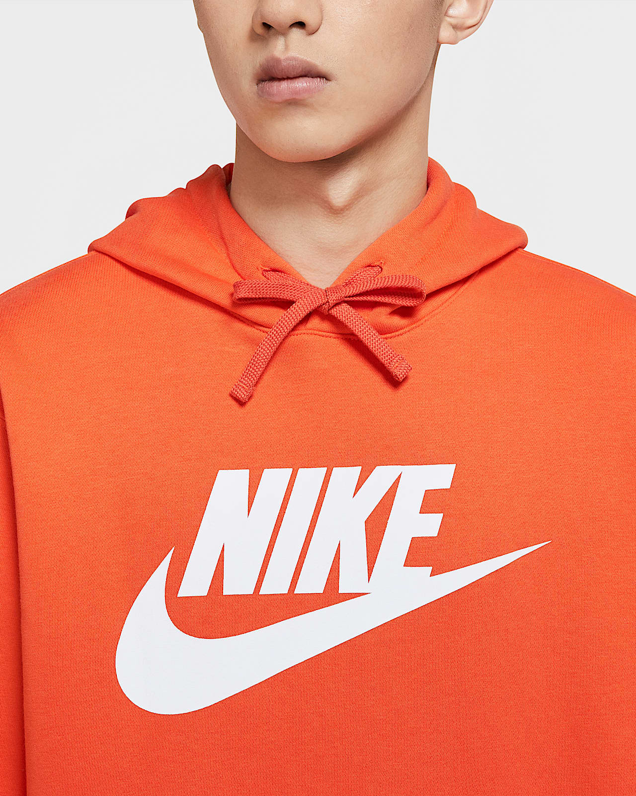 Nike Sportswear Club Fleece Men's Graphic Pullover Hoodie.