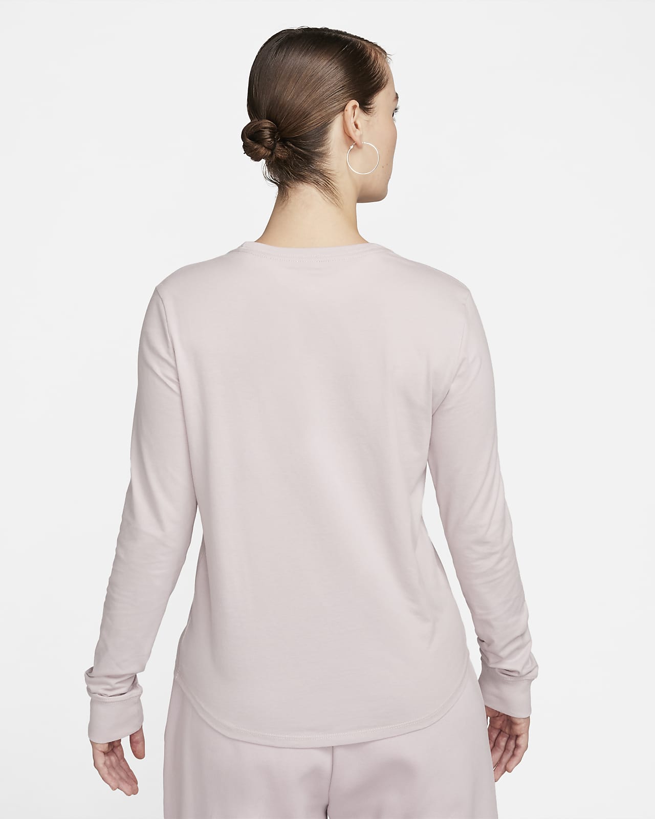 T-Shirt Nike Sportswear Femme () • price 107 $ • (CV3763654