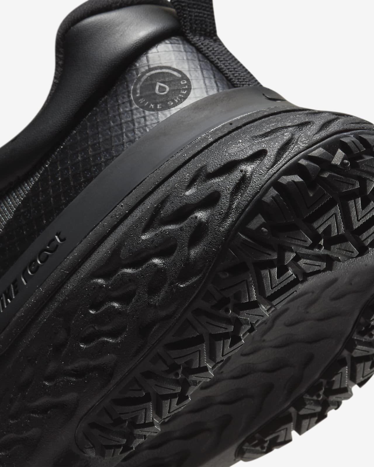 Nike React Miler 2 Shield Men's Weatherised Road Running Shoes. Nike AU