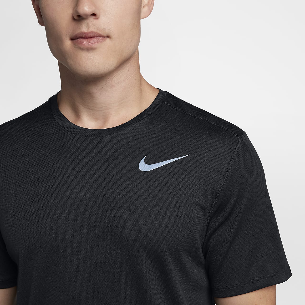 Nike Breathe Men's Running Top. Nike BE